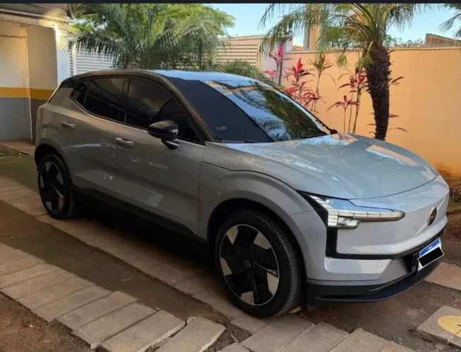 Volvo EX30 E60 Ultra (elétrico) 2024