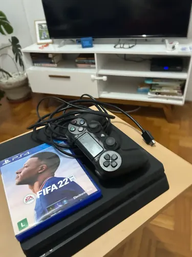 PlayStation 4 slim 1T