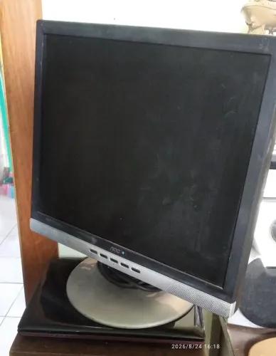 monitor AOC 17"