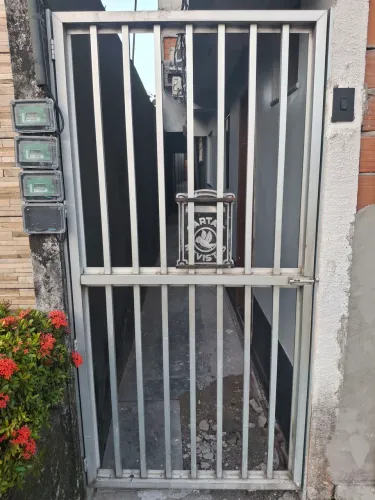PORTAO ALUMINIO COM CAIXA CORREIOS 1.03x2.10