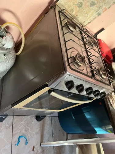 Vendo um fogão atlas 