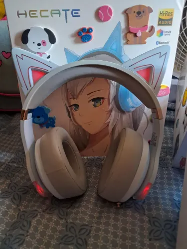 Headset gamer Edifier G5BT bluetooth com orelha de gato