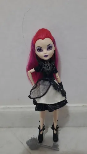 Boneca Mira Shards