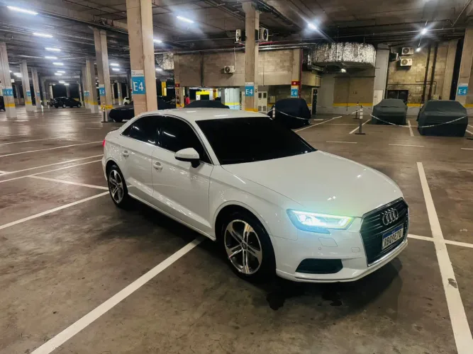 Audi A3 Sedan Prestige Plus 1.4 TFSI S-tronic 2021