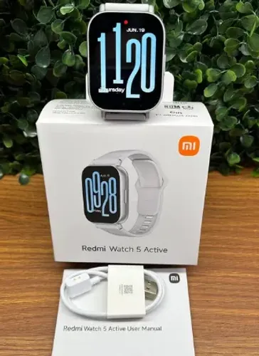 Watch 5 Active da Xiaomi - Tela grande de 2", chamadas no pulso, monitoramento de saúde!