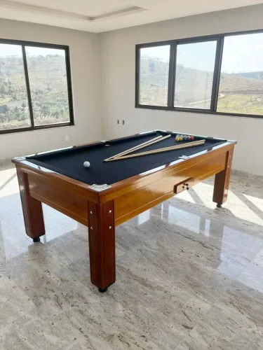 ?VENDE-SE MESA DE SINUCA DOMICILIAR ?