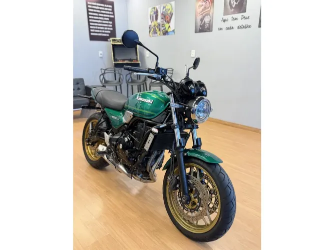 Kawasaki Z650rs 2023