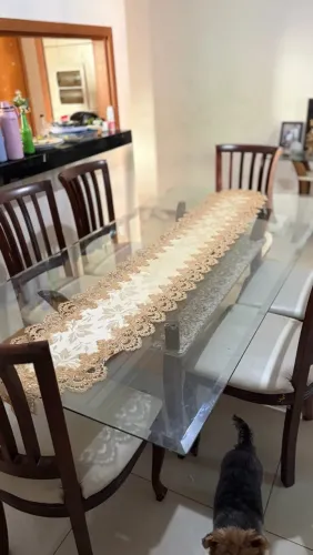 Mesa jantar 6 cadeiras e aparador ambos Jacaúna