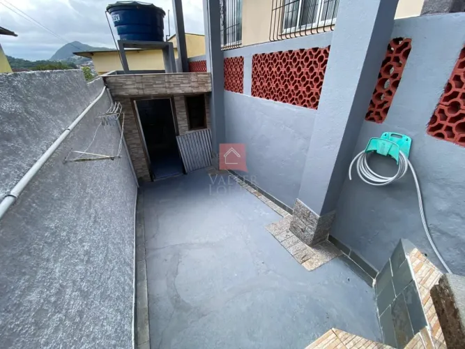 Kitnet para locação no Alto da Serra, Petrópolis/RJ.