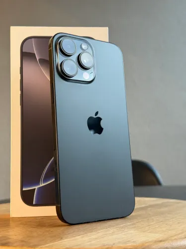 iPhone 16 PRO MAX 256GB 