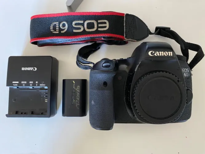 Canon EOS 6D 