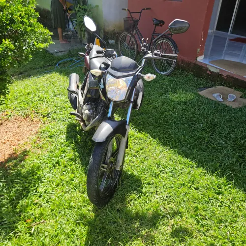 Fan 160 - moto pra interior ou sítio