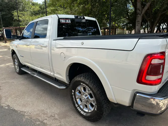 Ram 3500 Laramie 6.7 TB CD 4X4 Diesel 2022