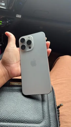 iPhone 15 pro Max 256gb