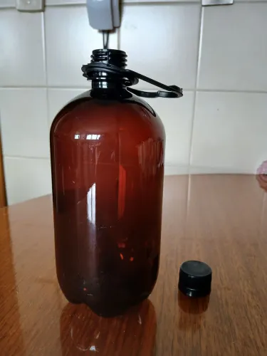 Lote de 121 garrafas pet growler 1 litro ambar com alça 