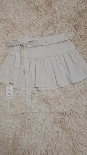 Mini Saia Pala Larga Franzida *Com pequenas avarias*
