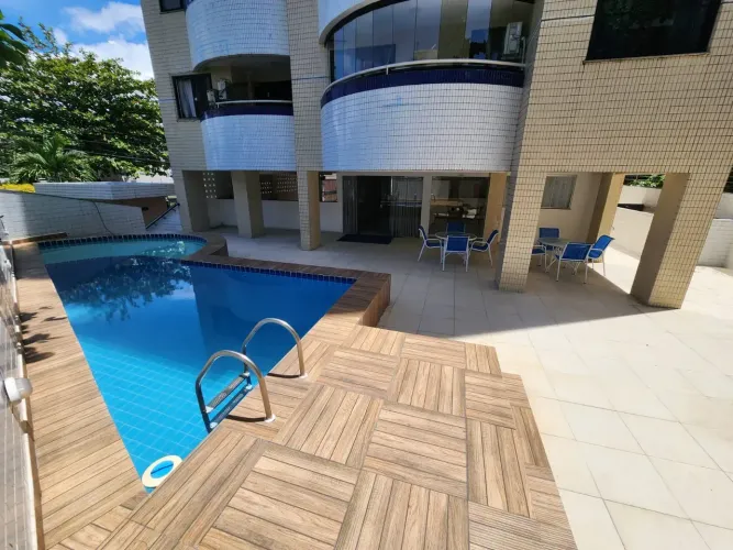 Oportunidade 3/4 todo pastilhado na melhor localização do costa azul com 2 vagas de garage