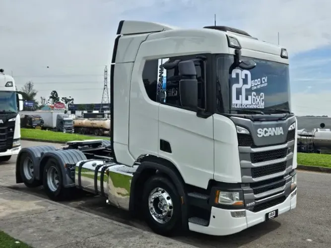 Scania R500 Teto Alto 6x2 Ano 2022 único dono Automático RETARDER, Multimídia, Geladeira