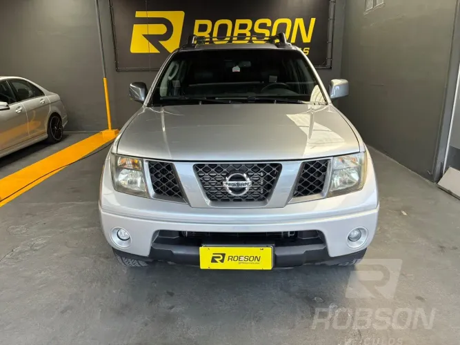 Nissan Frontier LE Attack CD 4X4 2.5 TB Die.aut 2013