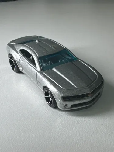Hot Wheels Chevrolet Camaro SS ?10 - Escala 1:64 - Colecionável