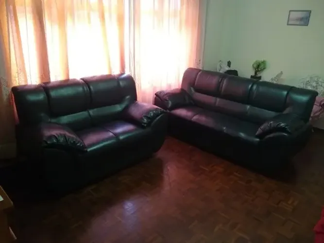 Sofá 2 e 3 Lugares Courvin Cor Verde Conservado