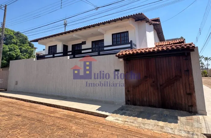 CASA NO CONDOMINIO PORTAL DO LAGO SUL - JARDIM BOTÂNICO - DF