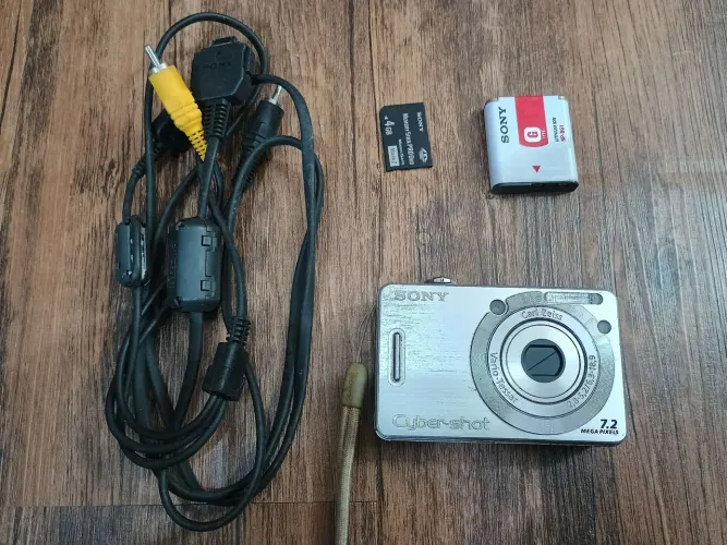 Câmera cybershot 7,2 Mp