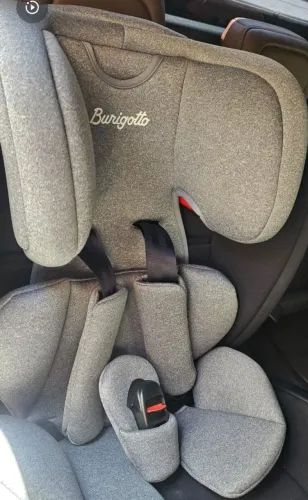 VENDO CADEIRA DE TRANSPORTE NOVÍSSIMA( QUASE NÃO USADA),INFANTIL PARA CARRO.