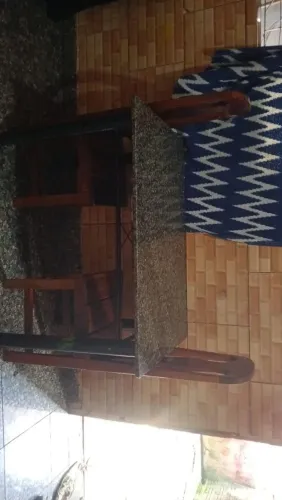 Vendo, cama mesa painel de TV, entra em contato * motivo da venda, vou viajar