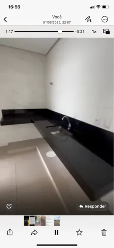 Casa nova em condomínio 