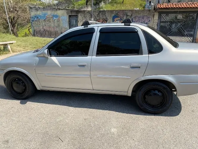 Chevrolet Corsa Sedan Super Milenium 1.0 MPFI 16V 2002