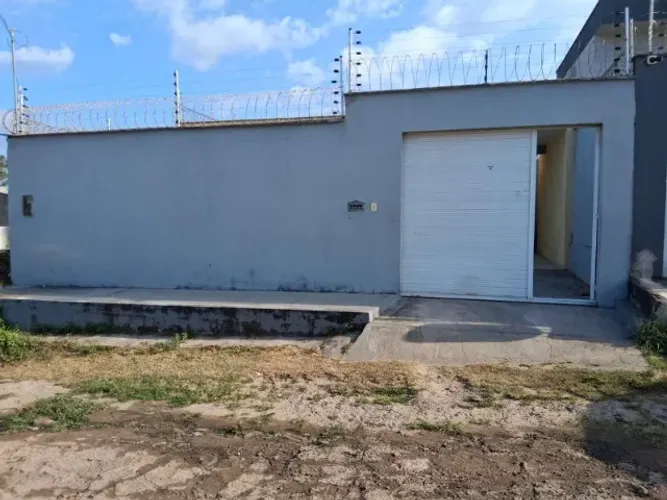 Isaías Imóveis ALUGA Excelente Casa No Araçagy
