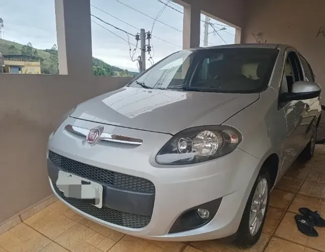 Fiat Palio Attractive 1.0 EVO Fire Flex 8V 5P 2014