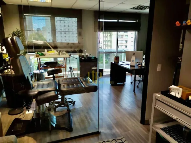 Sala comercial de 50m2 em edifico super novo!