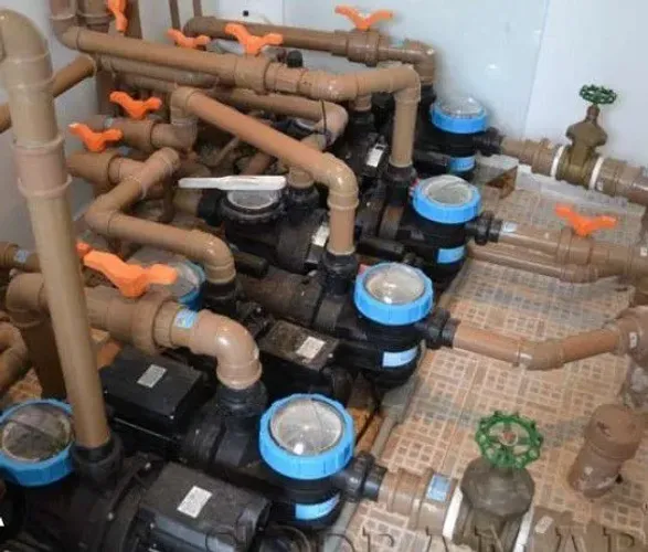 Manutenção em bombas de piscina e hidromassagem