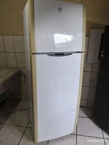 Geladeira Frost Free ENTREGO