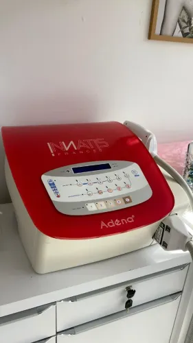Máquina de depilação a laser
