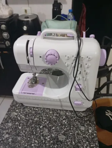 Máquina de costura