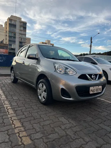 Nissan March S 1.0 12V Flex 5P 2015
