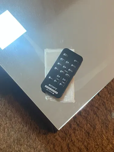 Vendo rádio relógio e doca de carregamento de iPhone Sony