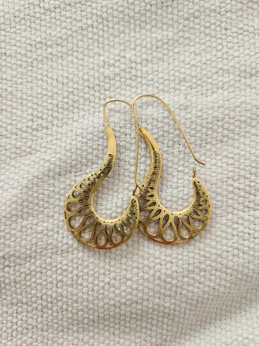 Brinco argola dourado envelhecido