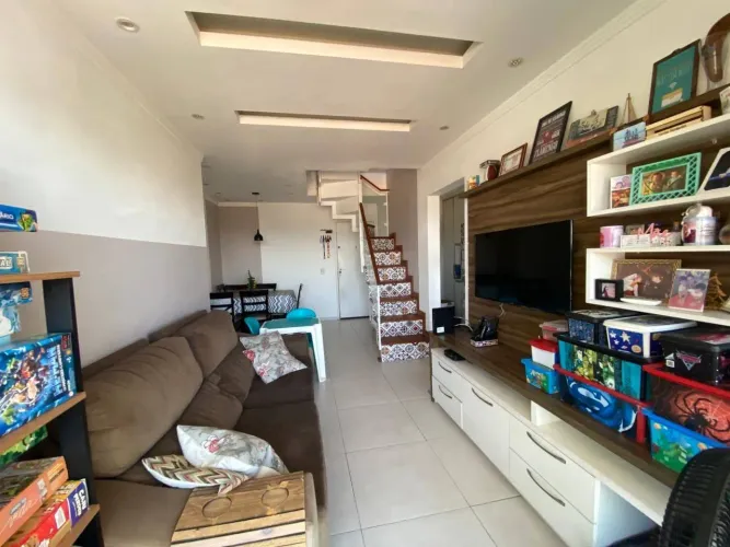 Cobertura com 3 Quartos à venda, 124 m² por R$ 650.000 - Vila Valqueire - Rio de Janeiro/R