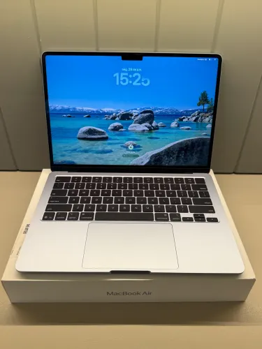 MacBook Air M4 2025 16GB 256SSD 13,6? - SEMINOVO - LOJA FÍSICA 