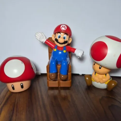 Lote Super Mario, Toad e Cogumelo Promocionais do McDonald's