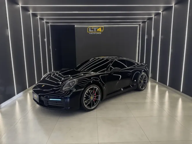 Porsche 911 Carrera 3.0 24V H6 PDK 2021