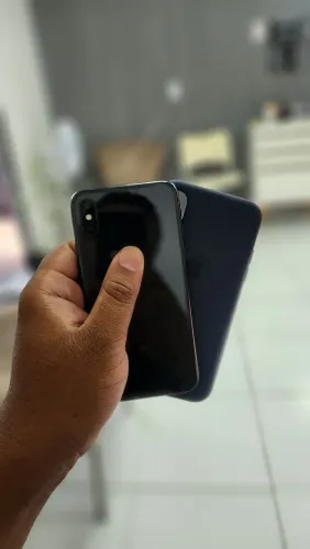 iPhone 64GB - Tela Intacta (Acompanha Capinha)