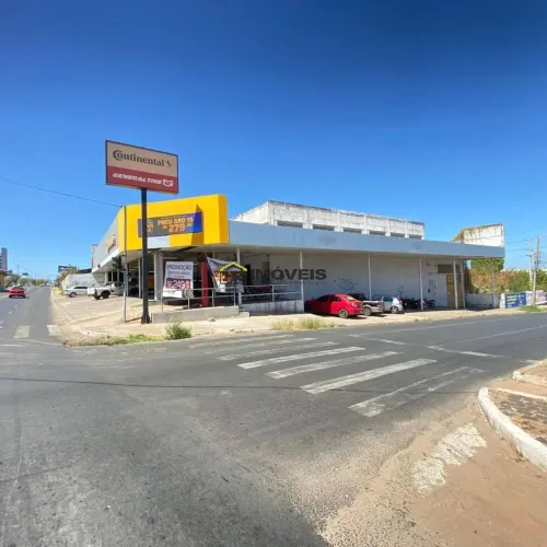 Alugo Galpão Comercial com 2.835 m² Próximo ao HUT e à Central do SAMU