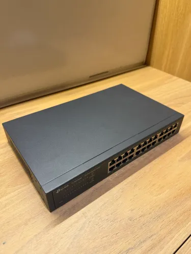 Switch Gigabit de Mesa ou Rack de 24 Portas TL-SG1024D