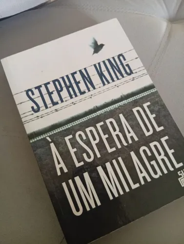 Livro À Espera De Um Milagre - Stephen king (semi-novo)