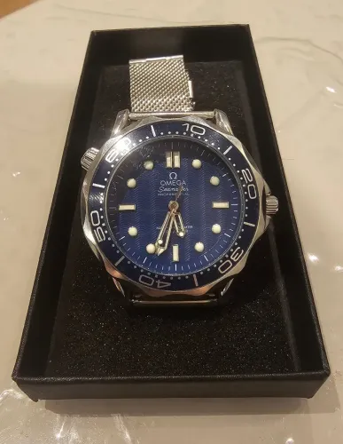 relógio de pulso analógico masculino ômega azul e prata seamaster